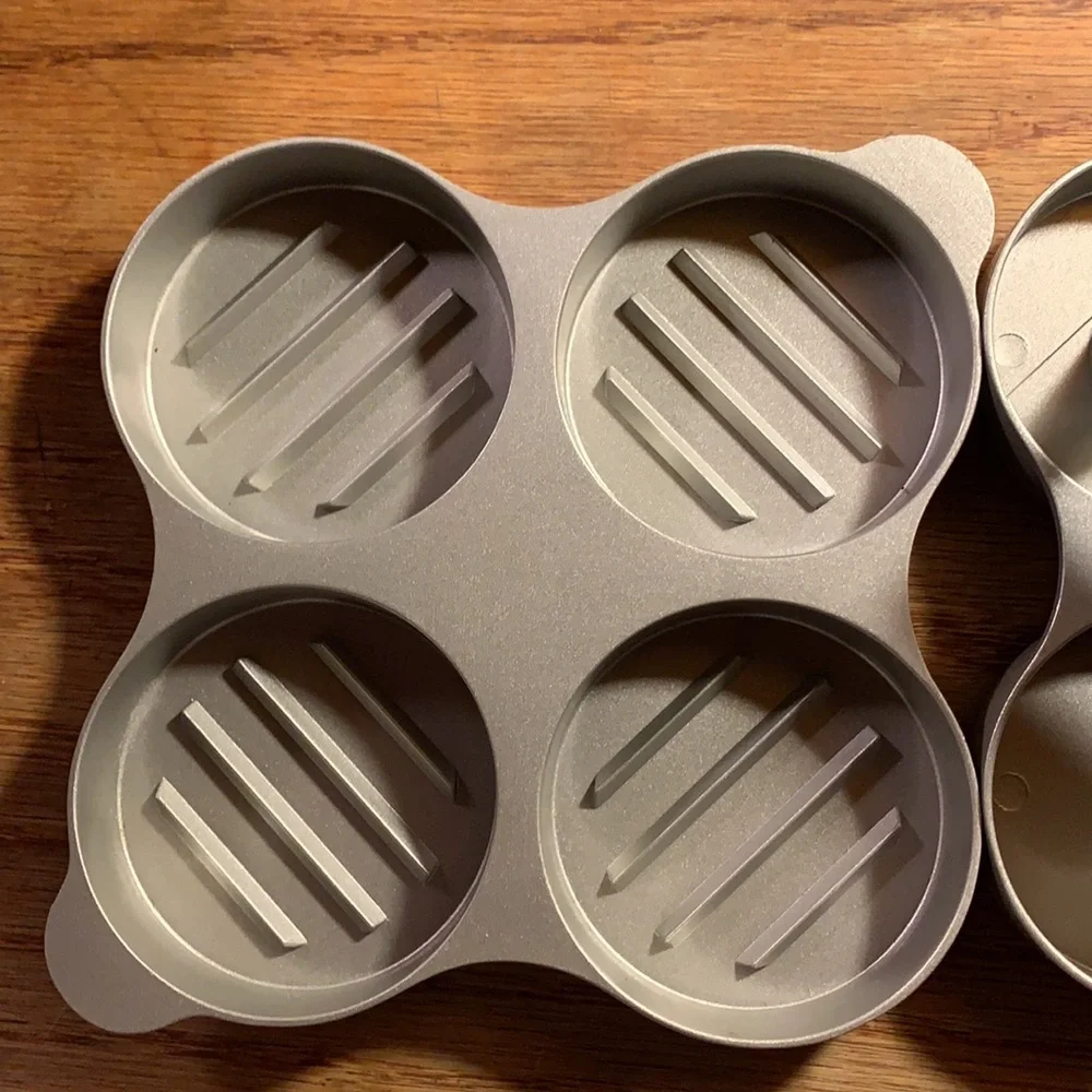 Williams-Sonoma mini 4 burgers/sliders press EUC